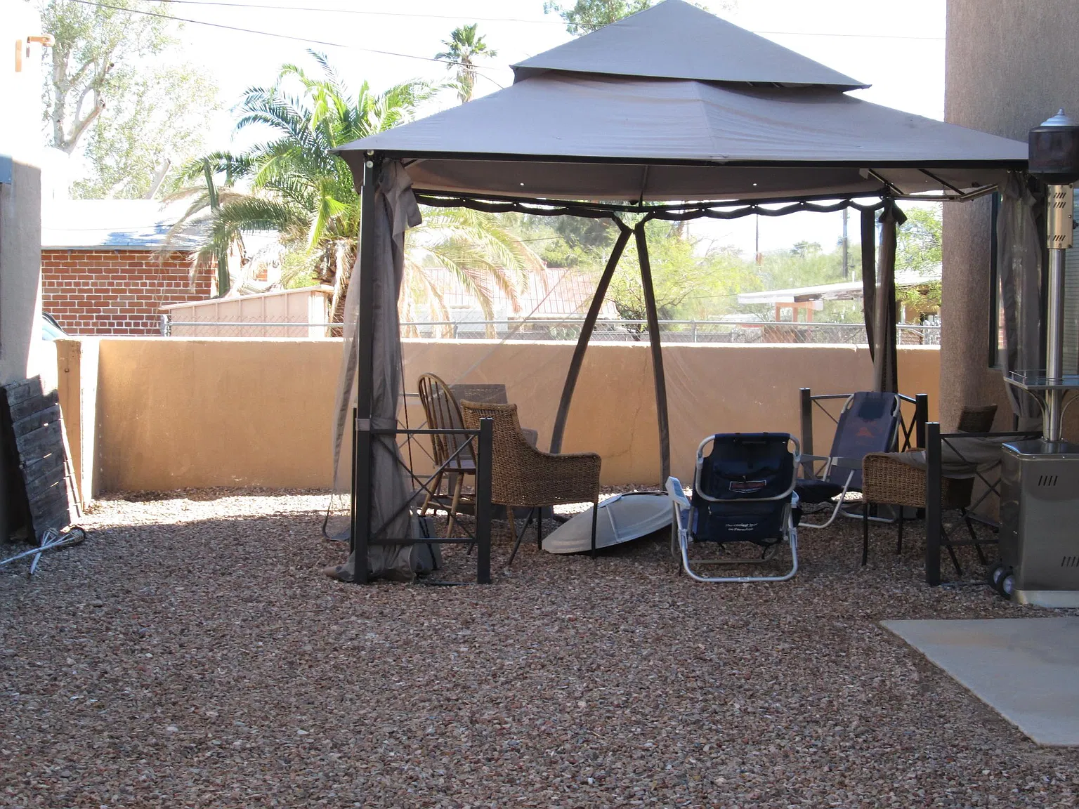 7 bed, 2102 sqft, $5,005 — Photo 3