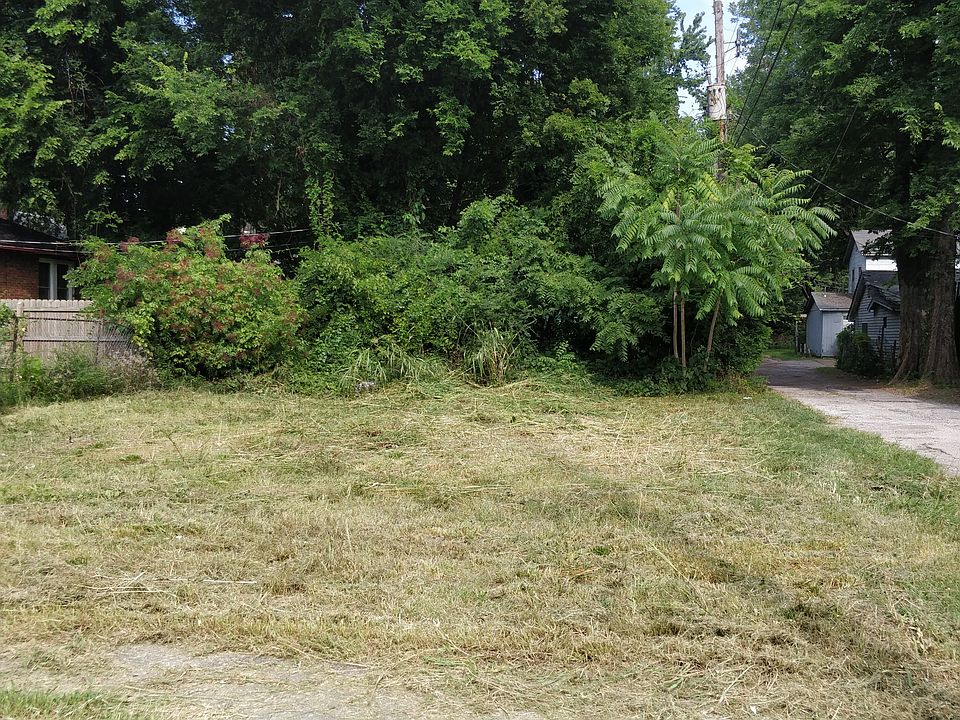 2nd image of 616 N Claybrook St