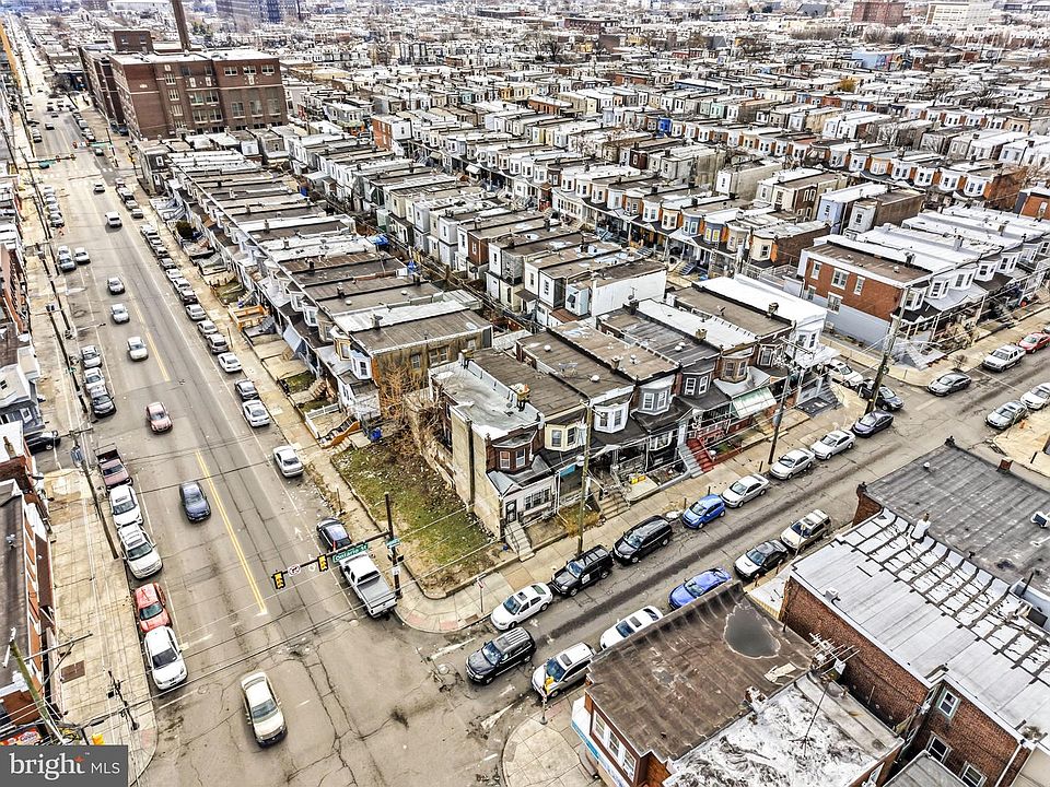 2nd image of 252 E Ontario St