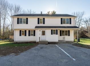11 Hartford Ave E, Mendon, MA 01756