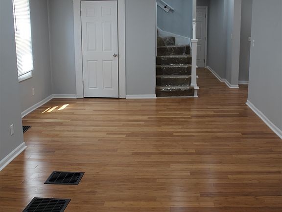 2nd image of 338 E Woodrow Ave