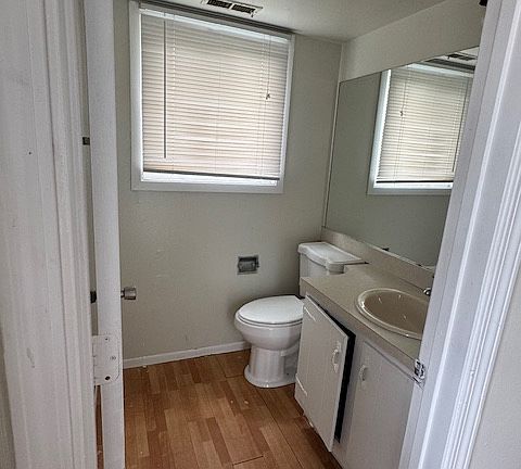3rd image of 3718 Dory Cir E