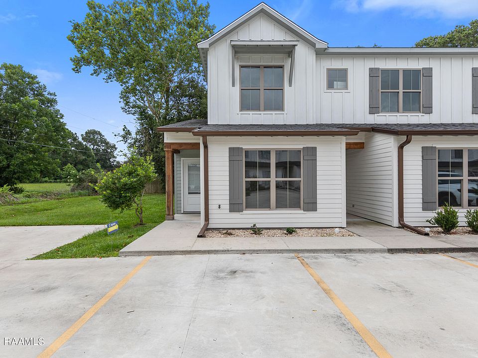 1st image of 114 Oak Plains Aly