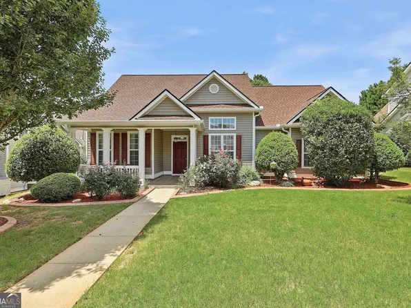 220 Portico Pl, Newnan, GA 30265