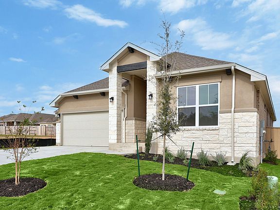 3rd image of 106 Salado Creek Trl