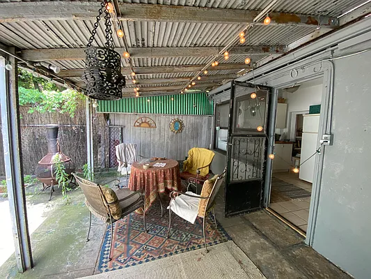 Rented by Zone Corp | media 23