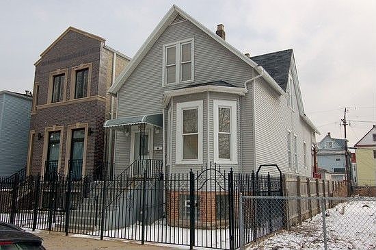1st image of 1633 N Albany Ave #1