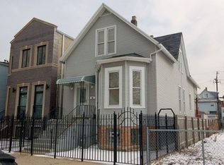 1633 N Albany Ave #1, Chicago, IL 60647