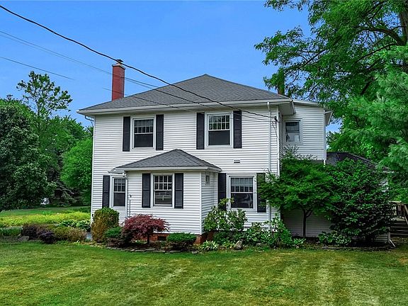 2nd image of 5274 Columbia Ave