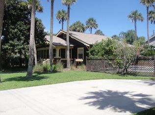 559 Ocean Blvd, Atlantic Beach, FL 32233