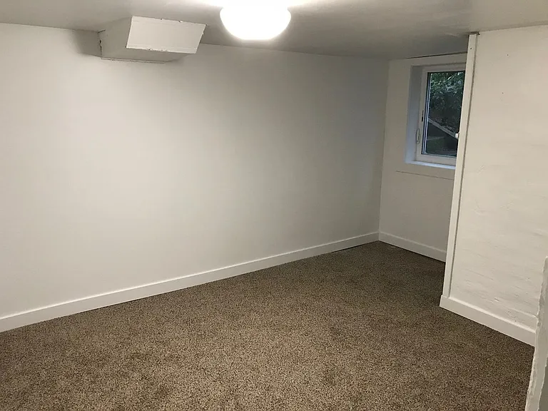 1525 Humboldt St — Photo 5