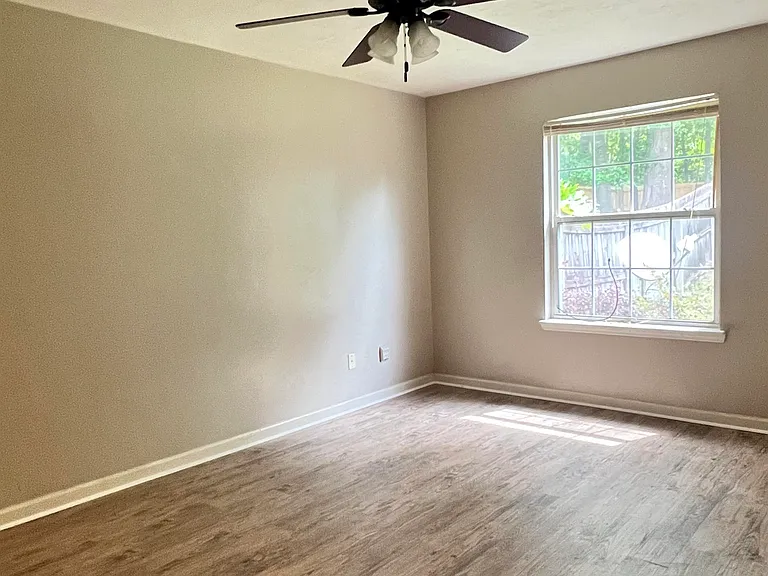 4108 Mission Trace Blvd — Photo 6