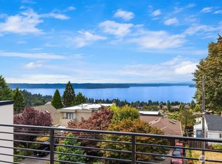 8828 B 38th Ave SW, Seattle, WA 98126