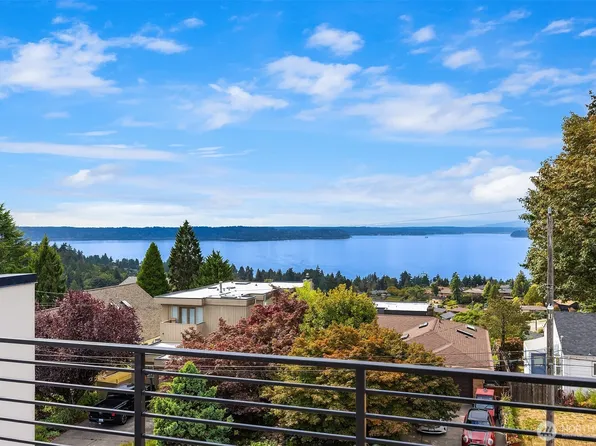 8828 B 38th Avenue SW, Seattle, WA 98126