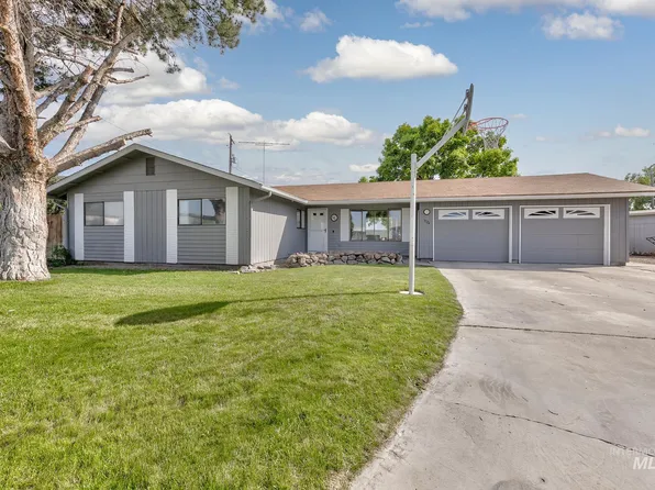 1126 D St W, Vale, OR 97918