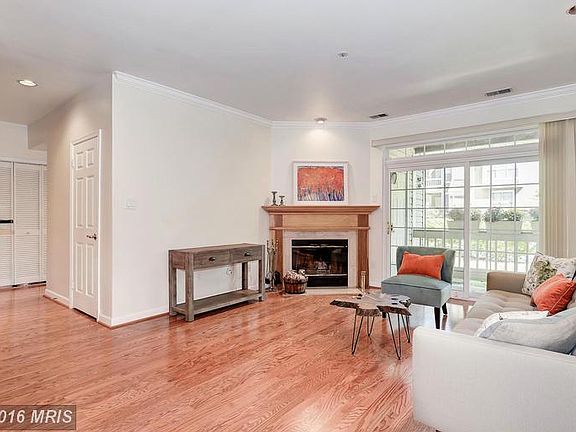 4th image of 10812 Antigua Ter APT 170