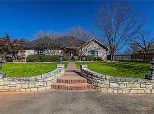 313 Hamilton Dr, Gatesville, TX 76528