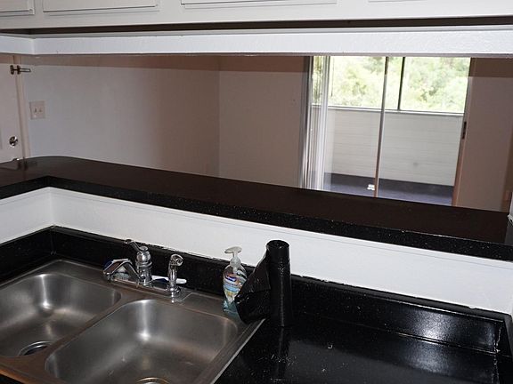 5th image of 1400 Gandy Blvd N Unit 1516