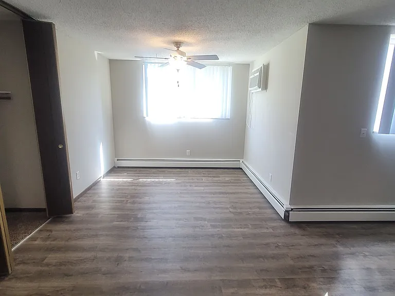 River Walk Apartments of Delano — Photo 3