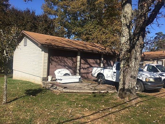 Detached 3 Bay Garage