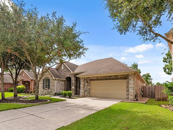 3rd image of 14427 Country Haven Court