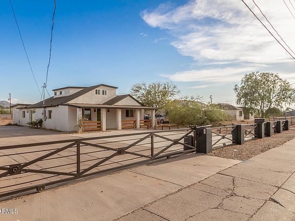 5th image of 1431 E WOOD Street