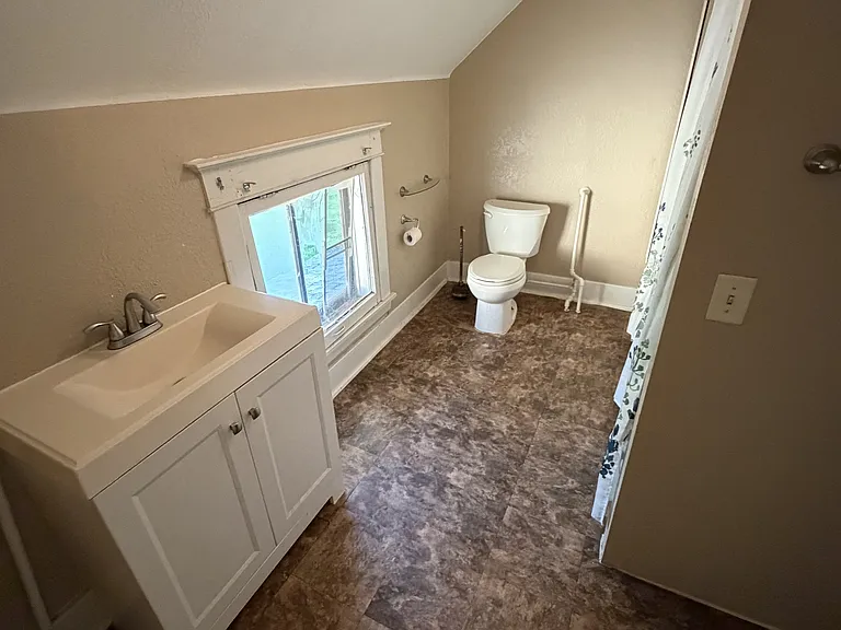 2916 Roosevelt St #2 — Photo 9