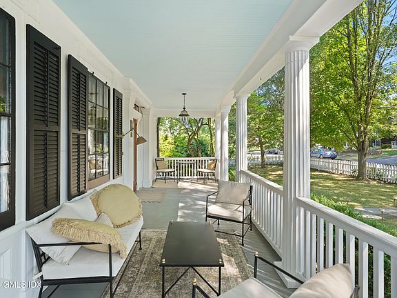 2nd image of 33 Mead Ave