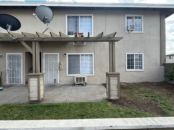3rd image of 10652 Burton St #A