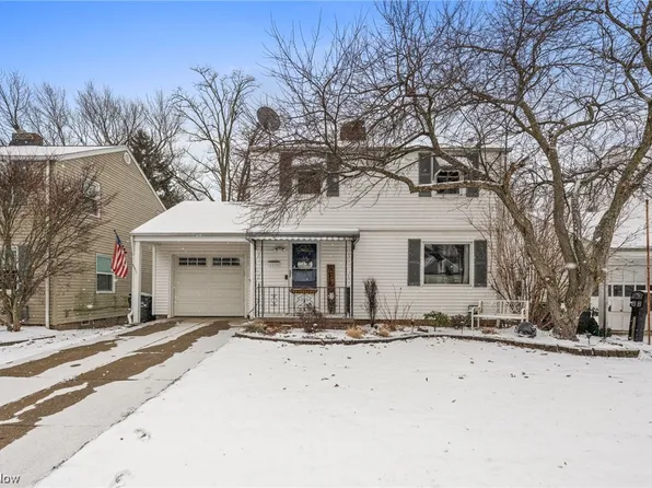 2220 Buena Vista Dr, Wickliffe, OH 44092