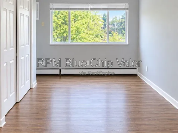 9481 Reading Rd, Cincinnati, OH