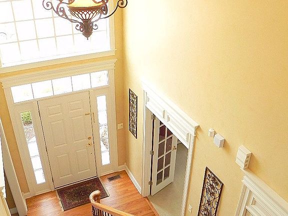 3rd image of 860 Wingfoot Dr
