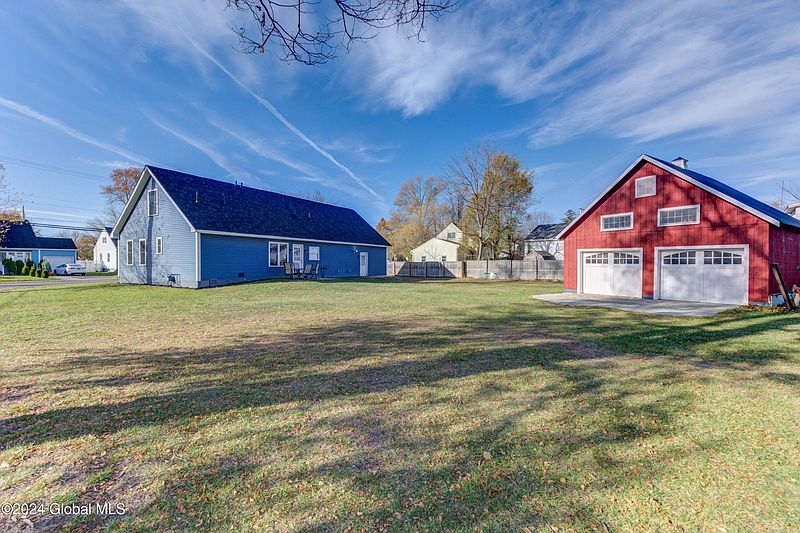2nd image of 2517 Consaul Road