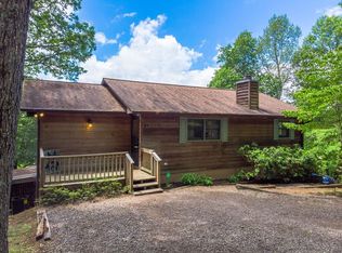 51 Sanderstown Ridge Rd, Franklin, NC 28734