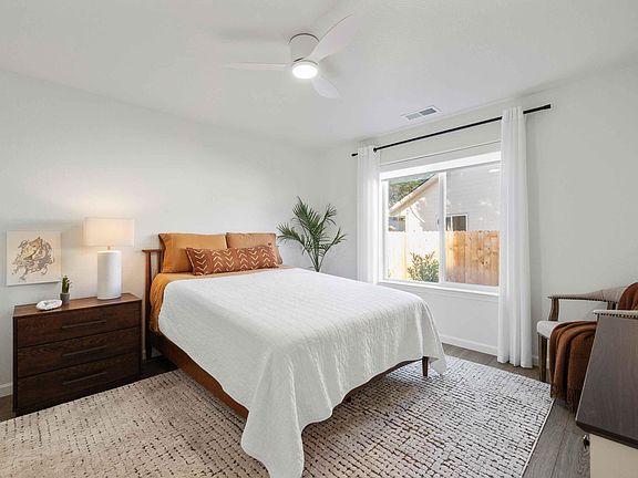 5th image of 824 Quail Park Cir