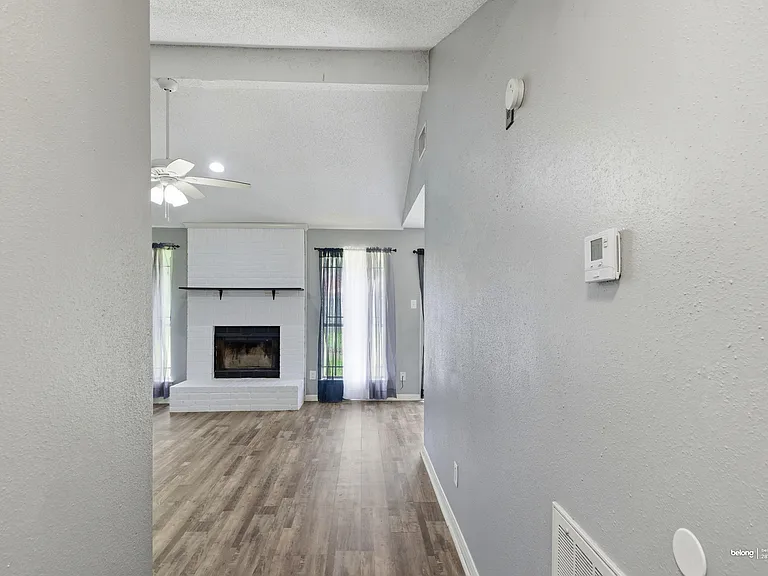 8523 Brock Park Blvd #1 — Photo 21