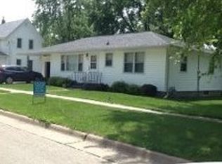 528 Williams St, Manchester, IA 52057