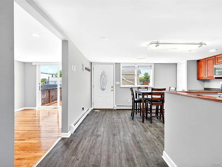 58 Samsondale Ave #A — Photo 15