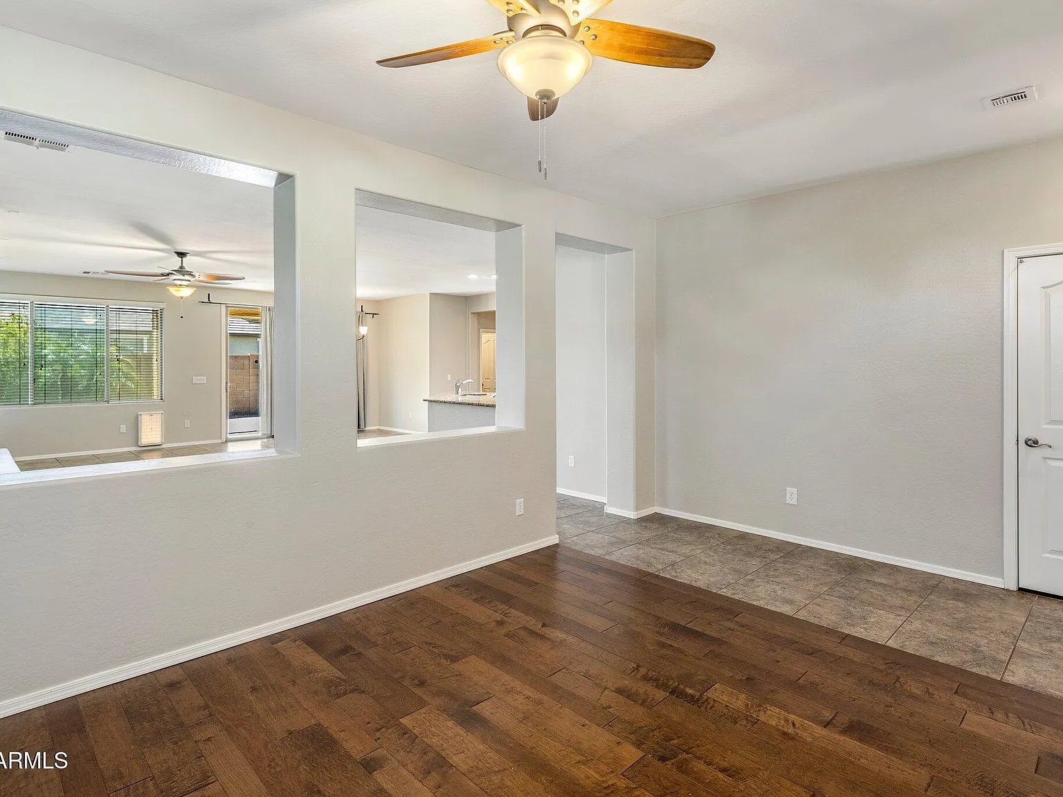 3 bed, 2.0 bath, 1742 sqft, $2,600 — Photo 4