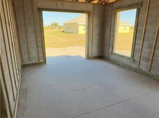 3927 NW 41st Ave, Cape Coral, FL 33993