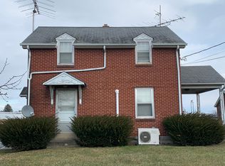 16 Pleasant Valley Rd #B, Ephrata, PA 17522