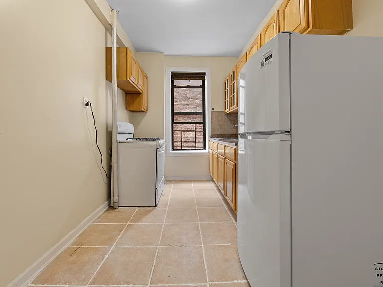 3213 Snyder Ave #B7 — Photo 8
