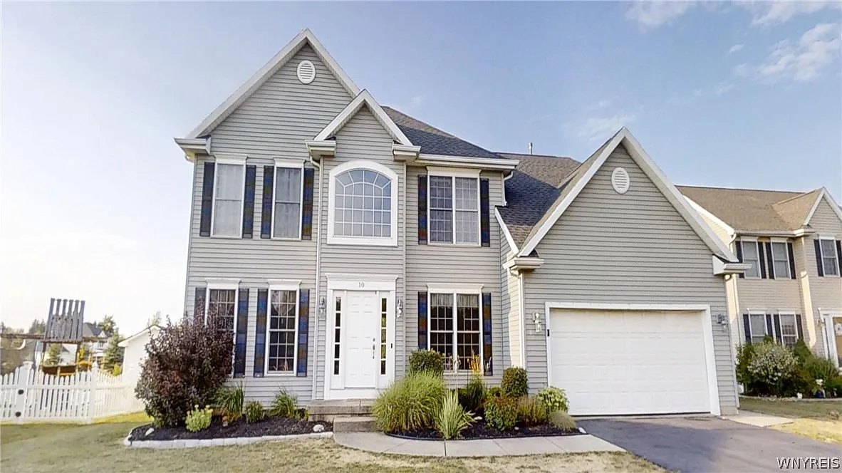 10 Muirfield Ln photo 1