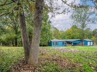 157 Cedar Point Dr, Mount Airy, NC 27030