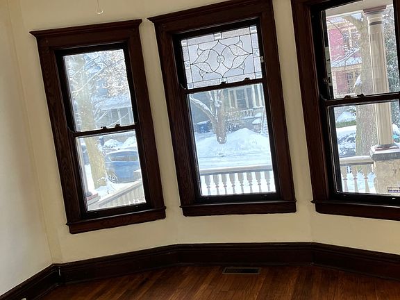 3rd image of 111 Claremont Ave Unit 1