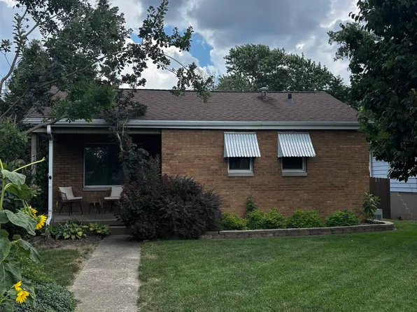 4216 N Columbus Ave, Peoria, IL 61614