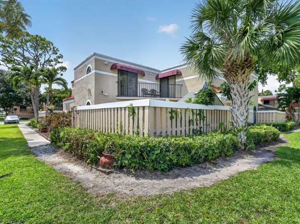 4355 Village Drive #B, Delray Beach, FL 33445