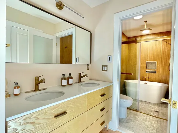 247 Harrison Avenue image 37 of 45