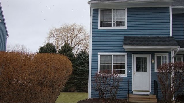 1st image of 208 Covington Green Ln #208
