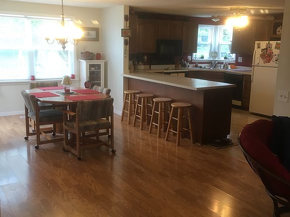 3rd image of 1136 Boskydell Rd